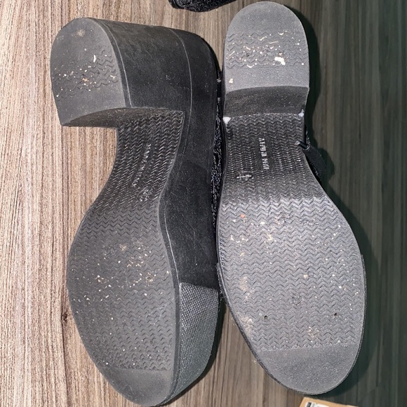 😍Gorgeous Platform 👢 - Picture 5 of 6